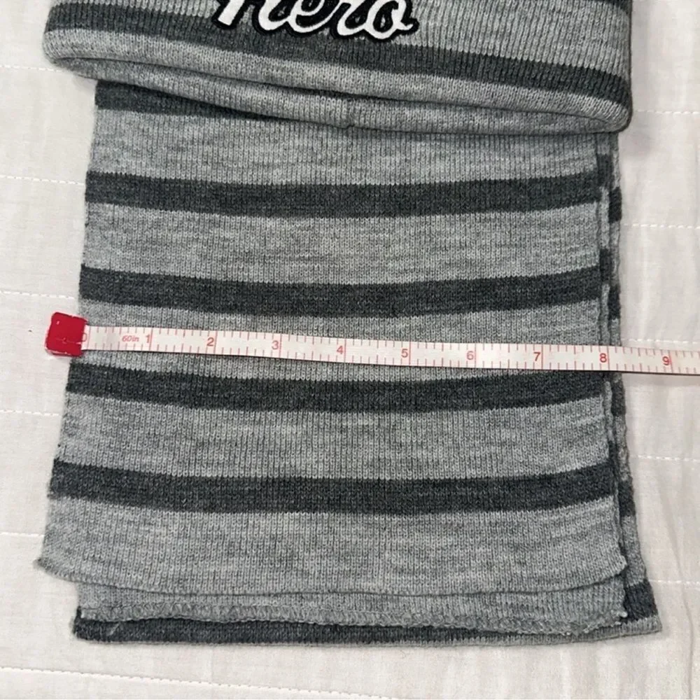 Aeropostale OS Gray Silver White Logo Stripes Knit Hat & Scarf Gift Set